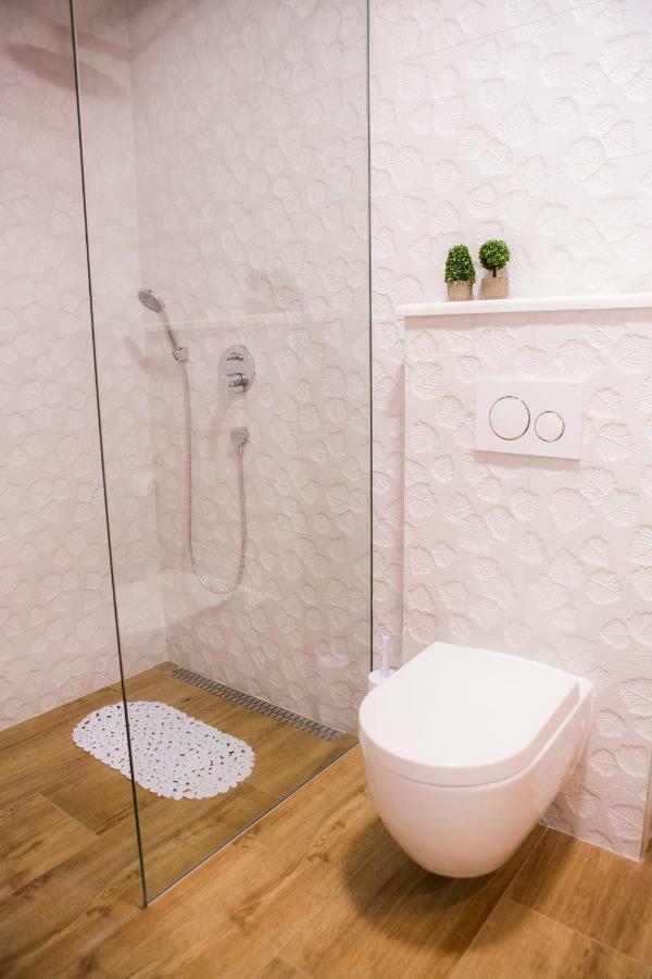 Studio Apartman Ana Спліт Екстер'єр фото
